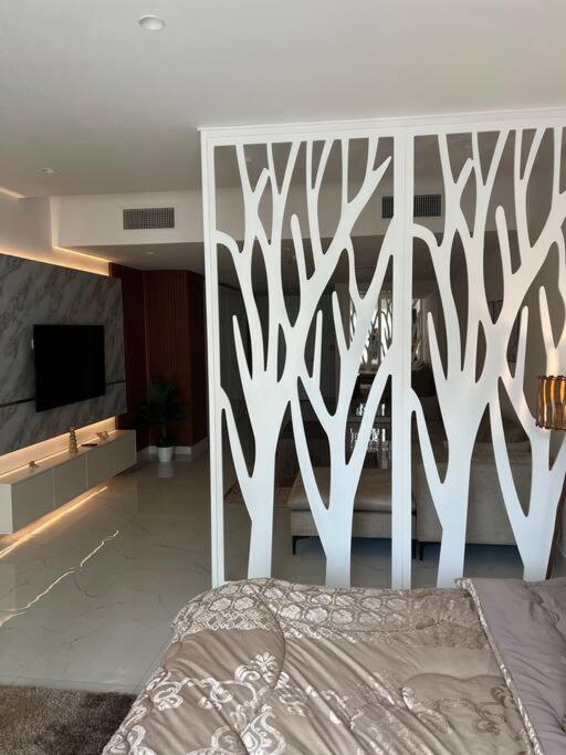 Modern In The Heart Of عمان